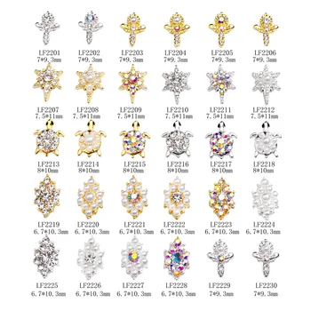 10 Adet Sparkle Kristal Rhinestones Nail Art Kaplumbağa Ayçiçeği Kolye Takı Manikür Lüks Strass Takılar Manikür İpuçları
