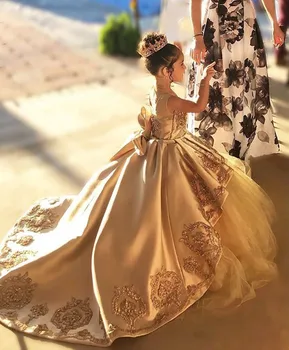 2023 Altın İlk Communion Elbise Çocuklar Akşam Aplike Yay Uzun Kızlar Pageant Giyim Dantel tüllü çiçekli kız elbisesi