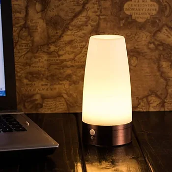 Indüksiyon Gece Lambası Akıllı hareket sensörlü LED Gece Lambası Kablosuz Pil Kumandalı yatak odası için lamba Koridor masa lambası