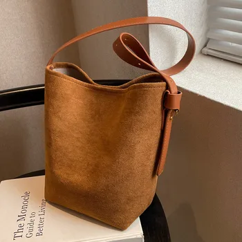 Vintage Mat deri kadın Kova çanta yeni kış Crossbody çanta kadın Tasarımcı Çanta ve çantalar Bayanlar omuz çantaları bol